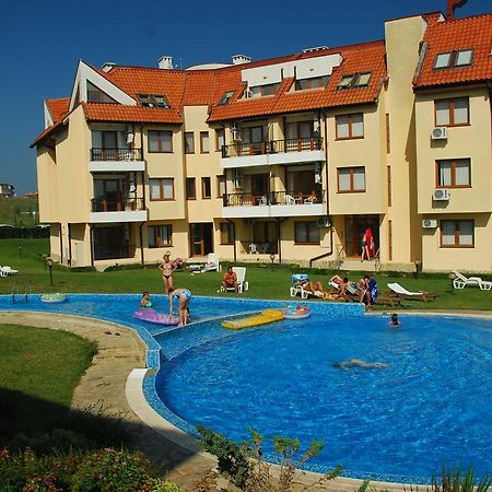 Oasis Beach Apartments Kamchia Kamchia  Extérieur photo