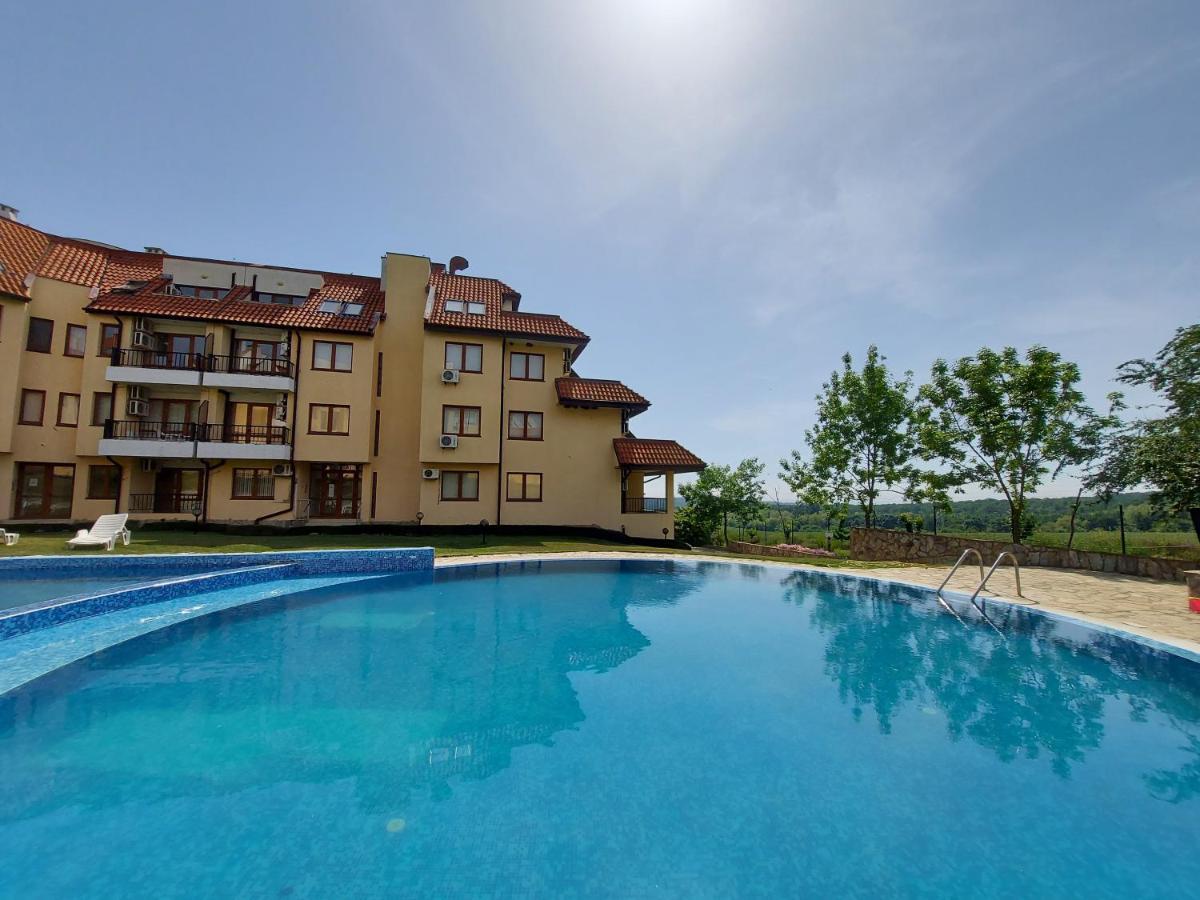 Oasis Beach Apartments Kamchia Kamchia  Extérieur photo