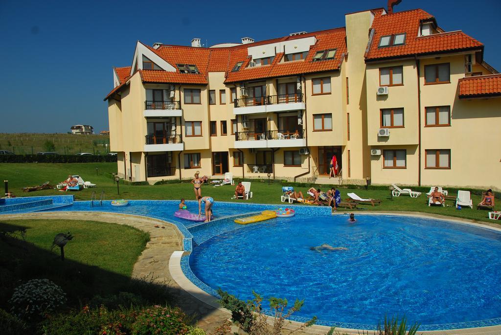 Oasis Beach Apartments Kamchia Kamchia  Extérieur photo